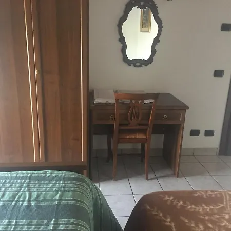 Agriturismo La Roccia *