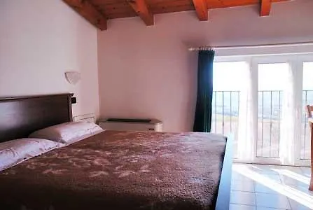 Agriturismo La Roccia * Vo